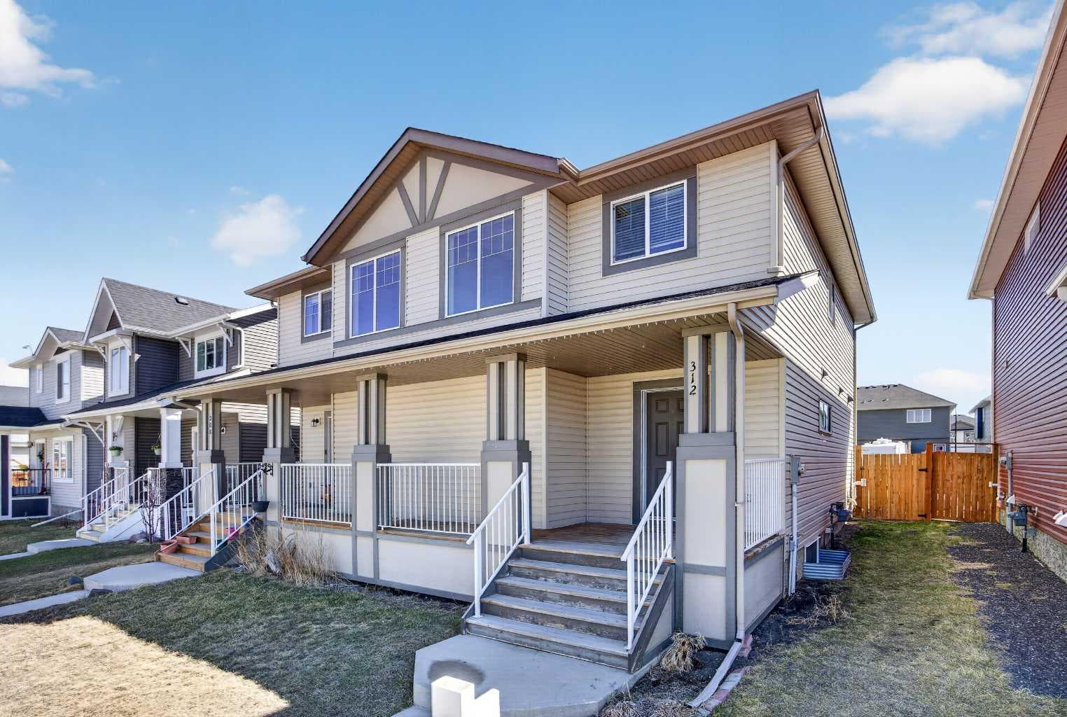 Semi Detached (Half Duplex) in The Willows